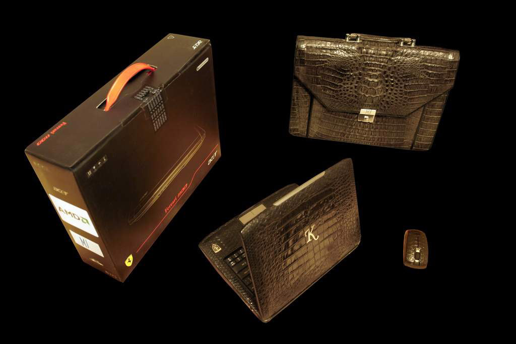 VIP Laptop MJ Palladium Crocodile Leather Limited Edition - Crocodile & Python Skin (Notebook, Mouse, Bag & Box)